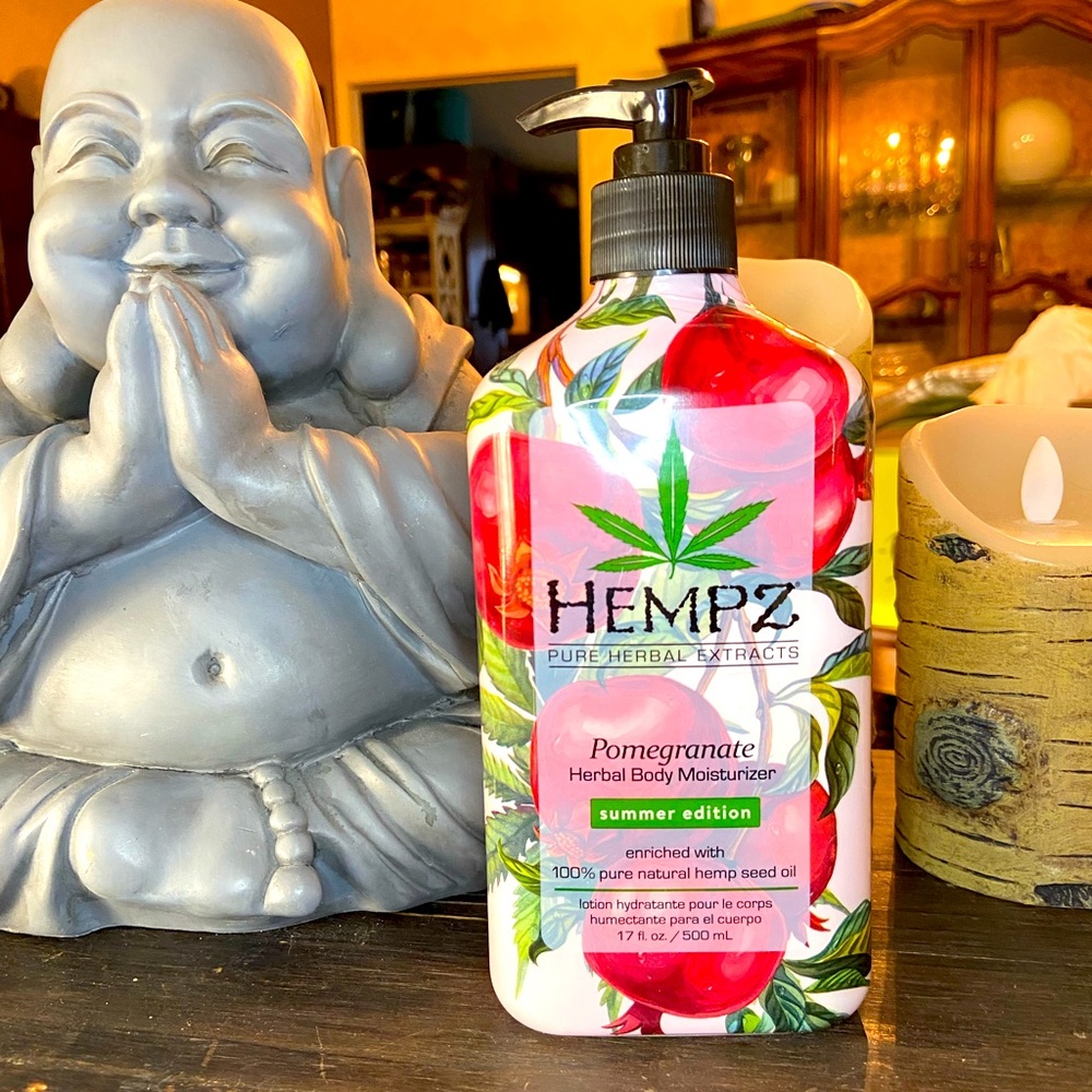 NEW Full Size Hempz Pomegranate special edition